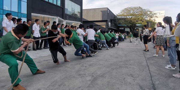 凝聚力量，全員發(fā)力|?，斒宿k公家具的勞動節(jié)很給力！